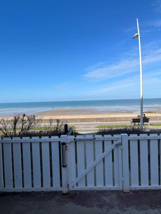 Appartement Douillet - Vue Mer - Piscine/ Tennis Cabourg Exterior photo