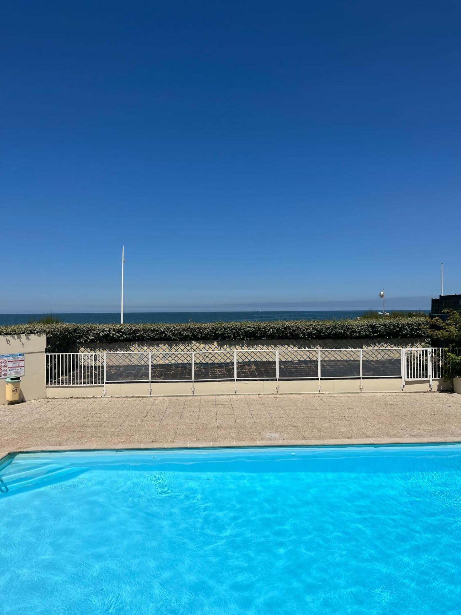 Appartement Douillet - Vue Mer - Piscine/ Tennis Cabourg Exterior photo